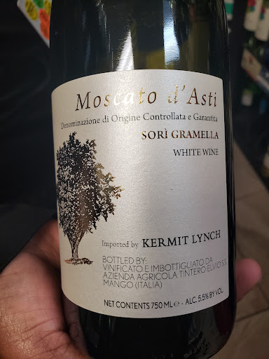 Wine Store «Casa Del Vino - Fine Wine», reviews and photos, 1871 King Rd, Trenton, MI 48183, USA