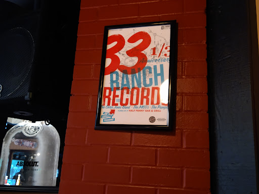 Bar & Grill «The Half Penny Public House», reviews and photos, 3743 Commercial St SE, Salem, OR 97302, USA