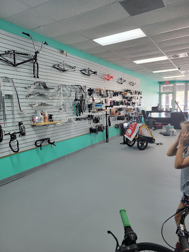 Used Bicycle Shop «Astro Cycles», reviews and photos, 6304 Congress St, New Port Richey, FL 34653, USA