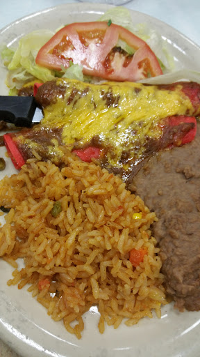 Grocery Store «La Esquinita & Grocery», reviews and photos, 14624 Shepherd Rd, Atascosa, TX 78002, USA