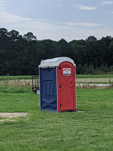 Fruit and Vegetable Store «Henley Farm», reviews and photos, 3513 Charity Neck Rd, Virginia Beach, VA 23456, USA