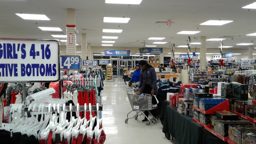 Shopping Mall «The Shops at Iverson», reviews and photos, 3737 Branch Ave, Temple Hills, MD 20748, USA