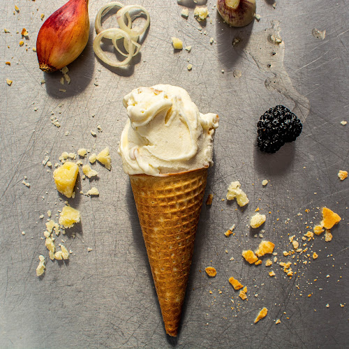 Opinii despre Serwus Syrena - Lody Rzemieślnicze în Mokotów - Lodziarnia