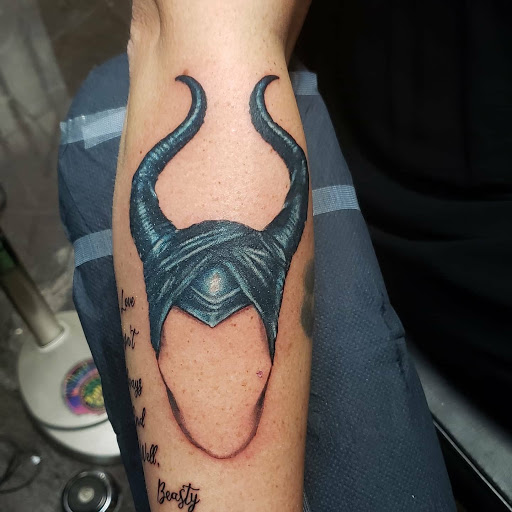 Explore tattoo filling ideas, creative tattoo ideas in Lagrangeville, available at Black Cherry Tattoo Studio NY