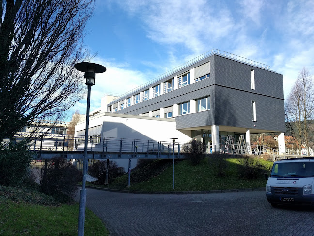 Kommentare und Rezensionen über Pädagogische Hochschule Freiburg