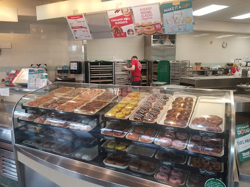 Bakery «Krispy Kreme Doughnuts», reviews and photos, 6210 E Lake Sammamish Pkwy SE, Issaquah, WA 98029, USA
