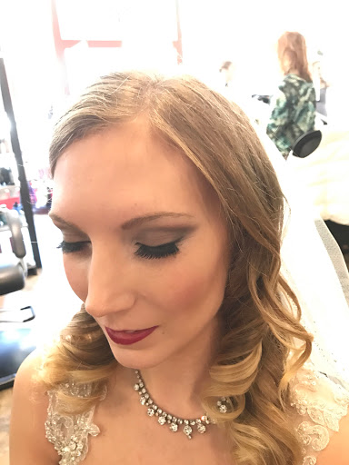 Beauty Salon «Mint Salon And Spa», reviews and photos, 531 North St, Jim Thorpe, PA 18229, USA