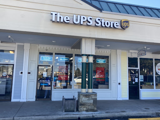 Shipping and Mailing Service «The UPS Store», reviews and photos, 12154 Darnestown Rd, Gaithersburg, MD 20878, USA