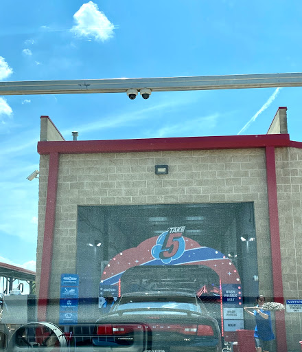 Car Wash «Baird Brothers Express Car Wash», reviews and photos, 1313 S Valley Mills Dr, Waco, TX 76711, USA