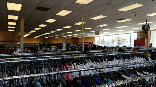 Thrift Store «Goodwill - Pomona», reviews and photos, 215 Philadelphia St, Pomona, CA 91766, USA