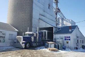 Perry Milling Feed & Supply image