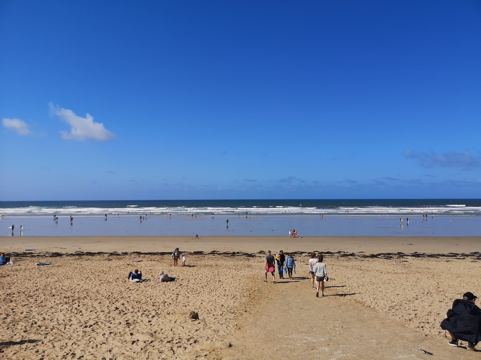 Photo de Beach of Sainte-Barbe avec l'eau turquoise de surface