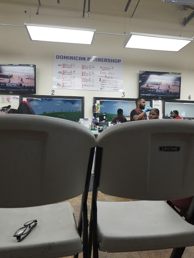 Barber Shop «Dominican Barbershop», reviews and photos, 4930 Lafayette Rd, Indianapolis, IN 46254, USA