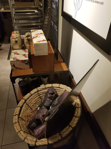 Coffee Shop «Starbucks», reviews and photos, 5975 Peachtree Pkwy, Norcross, GA 30092, USA