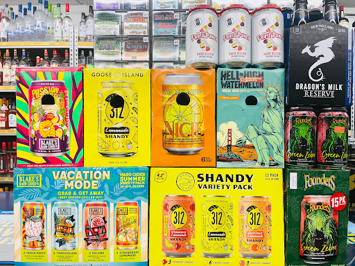 Liquor Store «Main Street Liquor», reviews and photos, 243 E 14 Mile Rd, Clawson, MI 48017, USA