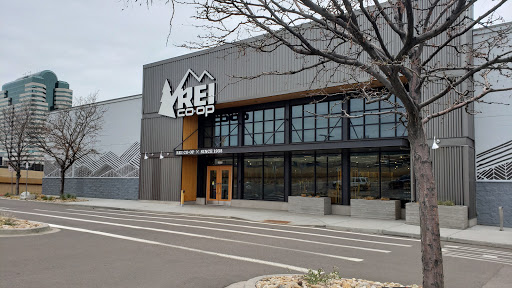 Camping Store «REI», reviews and photos, 9637 E County Line Rd, Englewood, CO 80112, USA