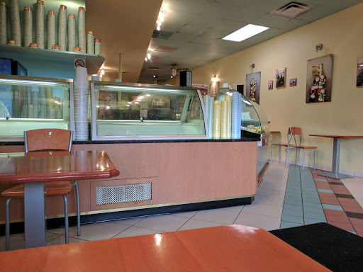 Ice Cream Shop «Dolce Gelato Cafe», reviews and photos, 41870 Garfield Rd, Charter Twp of Clinton, MI 48038, USA