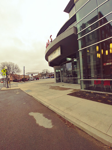 Movie Theater «Bow Tie Criterion Cinemas® 11 & BTX», reviews and photos, 19 Railroad Pl, Saratoga Springs, NY 12866, USA