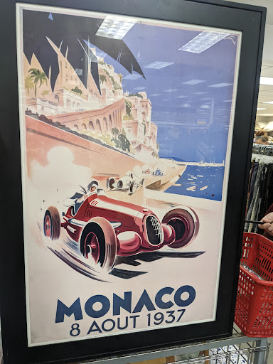 Thrift Store «Valley Thrift Store», reviews and photos, 13630 Victory Blvd, Van Nuys, CA 91401, USA