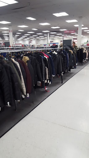 Clothing Store «Burlington Coat Factory», reviews and photos, 1025 W Patrick St, Frederick, MD 21702, USA