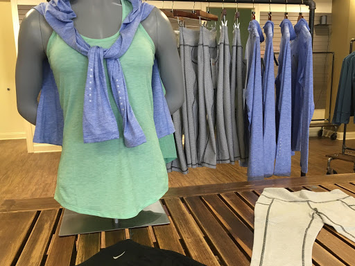 Running Store «Fleet Feet Sports», reviews and photos, 2130 W Poplar Ave, Collierville, TN 38017, USA