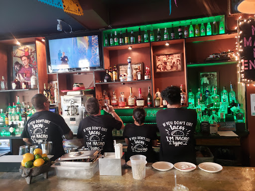 Custom T-shirt Store «Queens T-shirt Printing», reviews and photos, 146-13 Archer Ave, Queens, NY 11435, USA