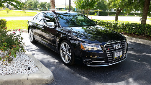 Auto Body Shop «Dayas Custom Auto», reviews and photos, 6650 Kingspointe Pkwy, Orlando, FL 32819, USA