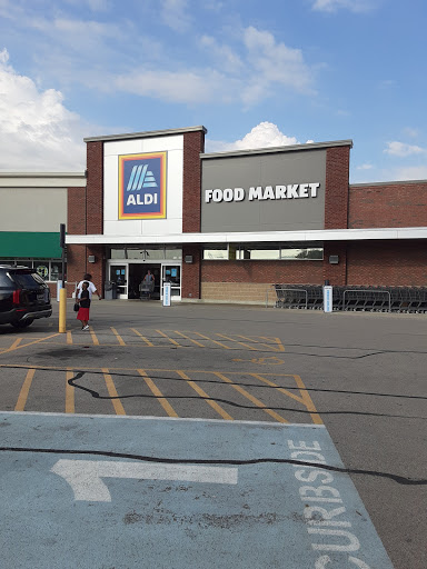 Grocery Store «ALDI», reviews and photos, 1128 S Main St, Englewood, OH 45322, USA