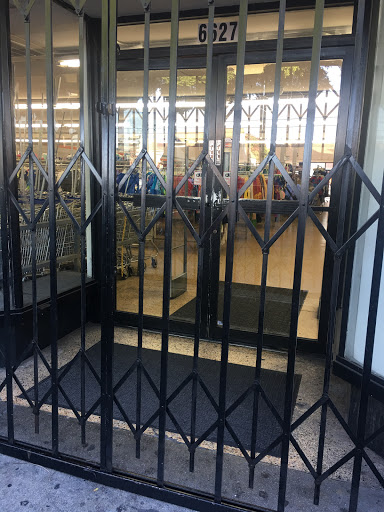 Thrift Store «Bell Thrift Store Inc», reviews and photos, 6627 Atlantic Ave, Bell, CA 90201, USA