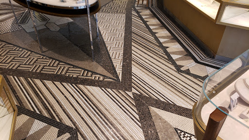 Department Store «Barneys New York, Chicago», reviews and photos, 15 E Oak St, Chicago, IL 60611, USA