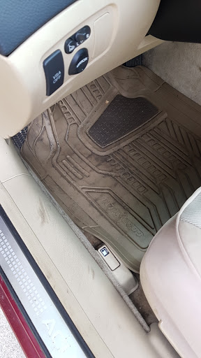 Tire Shop «Tires Plus», reviews and photos, 10570 Excelsior Blvd, Hopkins, MN 55343, USA