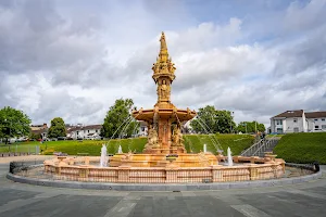 Doulton Fountain image