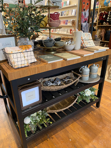 Furniture Store «Carver Junk Company», reviews and photos, 206 N Chestnut St, Chaska, MN 55318, USA