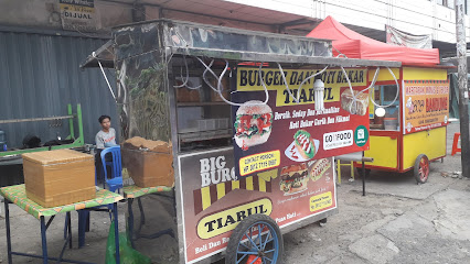Burger Tiarul - Jl. Ikan Paus No.33, Pesawahan, Kec. Telukbetung Selatan, Kota Bandar Lampung, Lampung, Indonesia