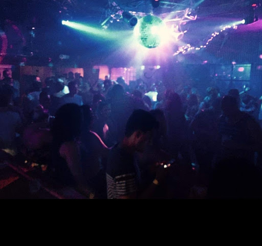 Gay Night Club «Club Feathers», reviews and photos, 77 Kinderkamack Rd, River Edge, NJ 07661, USA