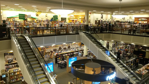 Book Store «Barnes & Noble», reviews and photos, 1430 Plaza Pl, Southlake, TX 76092, USA