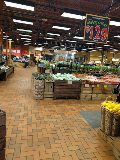 Supermarket «Wegmans», reviews and photos, 6789 E Genesee St, Fayetteville, NY 13066, USA