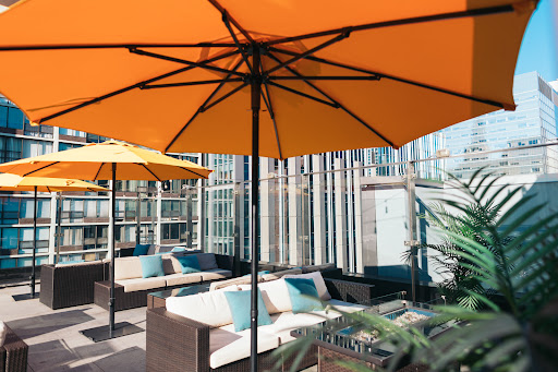 Sky Terrace Rooftop Lounge