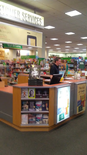 Book Store «Barnes & Noble», reviews and photos, 1800 McFarland Blvd E, Tuscaloosa, AL 35404, USA
