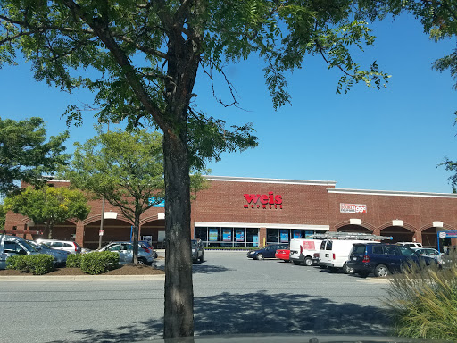 Weis, 883 Russell Ave, Gaithersburg, MD 20879, USA, 