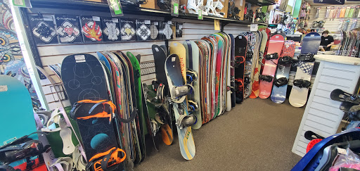 Sporting Goods Store «Play It Again Sports», reviews and photos, 685 Queen St, Southington, CT 06489, USA