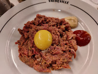 Steak tartare du Restaurant français Vaudeville à Paris - n°2
