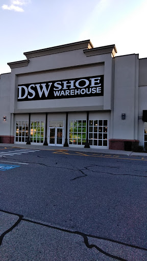 Shoe Store «DSW Designer Shoe Warehouse», reviews and photos, 344 Providence Hwy, Dedham, MA 02026, USA