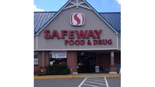 Safeway, 6130 Rose Hill Dr, Alexandria, VA 22310, USA, 
