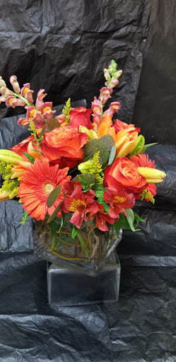 Florist «Just For You Flowers & Gifts (Same Day Delivery)», reviews and photos, 14 Washington St, Morristown, NJ 07960, USA