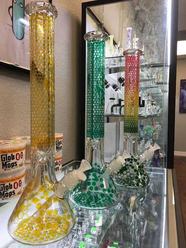 Tobacco Shop «Green Light Smoke Shop», reviews and photos, 466 Rayford Rd #104, Spring, TX 77386, USA