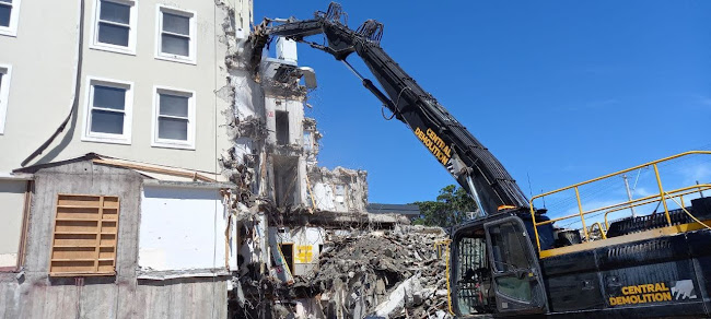 Comments and reviews of Central Demolition
