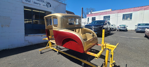 Auto Body Shop «Executive Auto Body», reviews and photos, 560 Cottman Ave, Cheltenham, PA 19012, USA