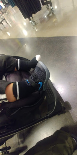 Sporting Goods Store «Nike Clearance Store», reviews and photos, 5000 S Arizona Mills Cir #240, Tempe, AZ 85282, USA