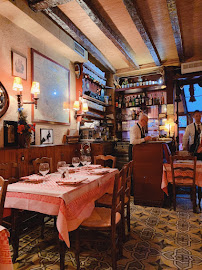 Atmosphère du Restaurant français Le Quincy à Paris - n°8